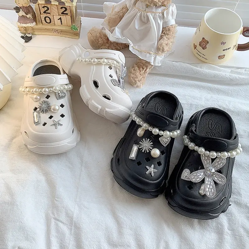 2025 Children Casual Slippers for Girls Summer New Fashion Korean Style Soft Bottom Anti-slippery Versatile Cut-outs Beach Shoes