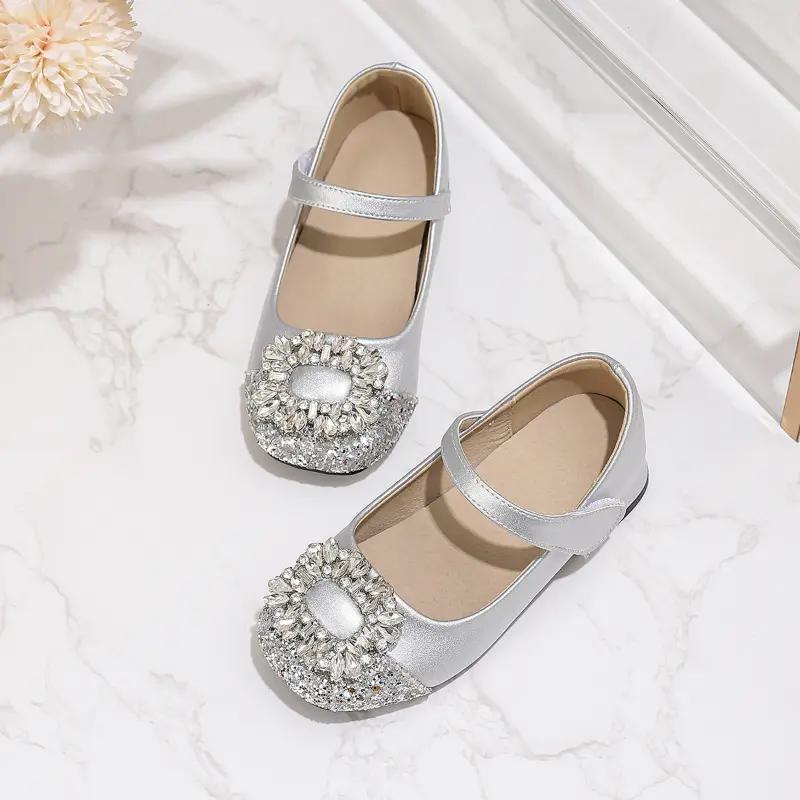 Kids Luxury Shoes Rhinestone Girls High Heels for Wedding Party Versatile Children Fashion Princess Causal Dress Leather Shoes