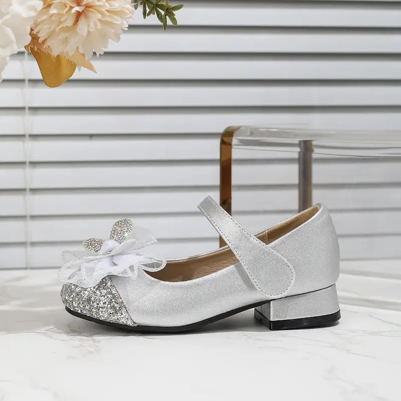 New Girl Princess Shoes for Wedding Party Children Fashion Leather Shoes Silver Bowknot Versatile Kids Catwalk High Heel Shoes