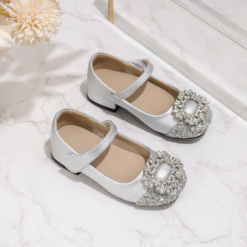 Kids Luxury Shoes Rhinestone Girls High Heels for Wedding Party Versatile Children Fashion Princess Causal Dress Leather Shoes