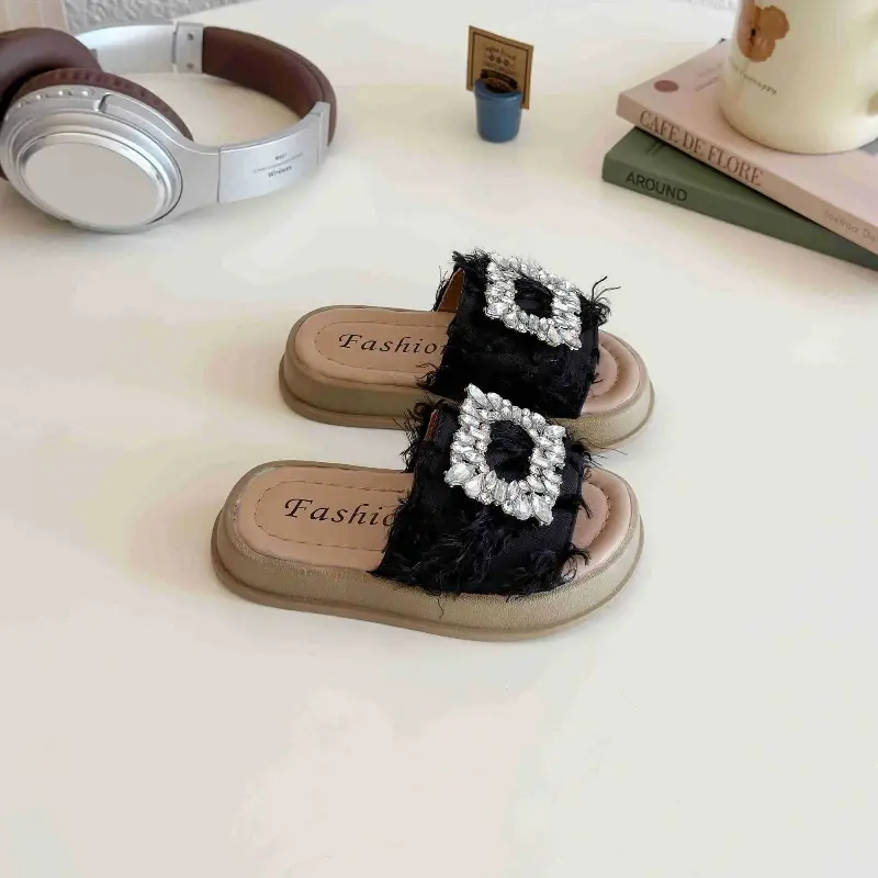 2025 Children Slippers for Girls Summer New Fashion Korean Style Soft Bottom Anti-slippery Versatile Chic Princess Beach Shoes