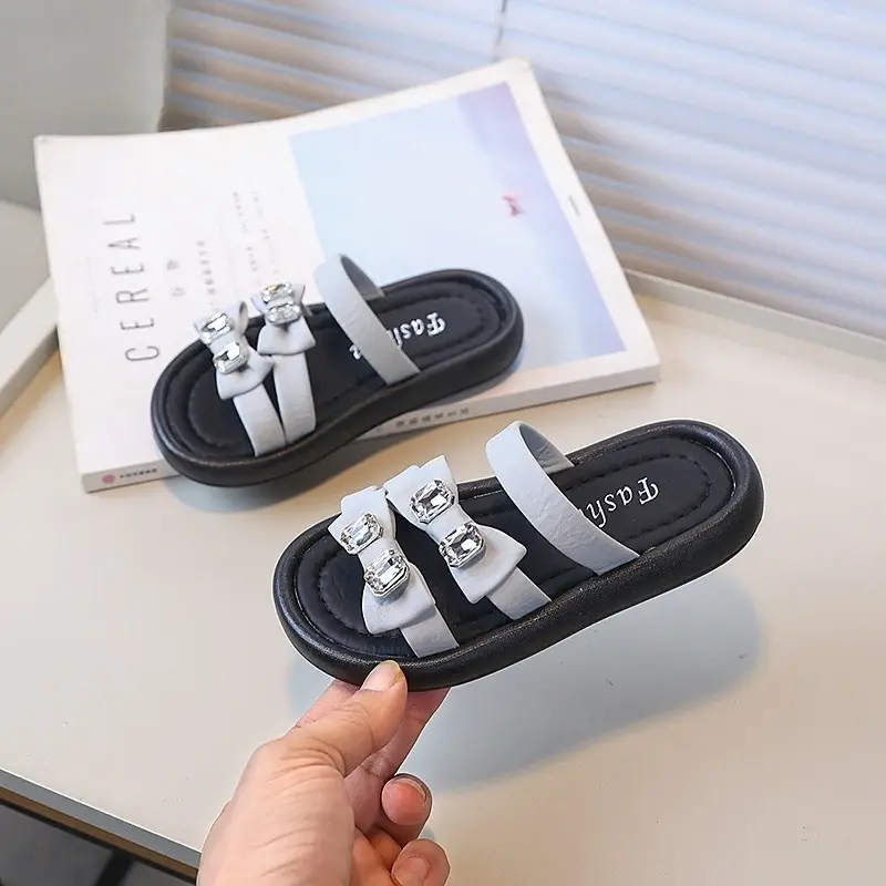 Summer Children's Outdoor Slippers New Sweet Bowknot Girls Fashion Causal Slippers Non-slip Kids Princess Beach Flat Slippers