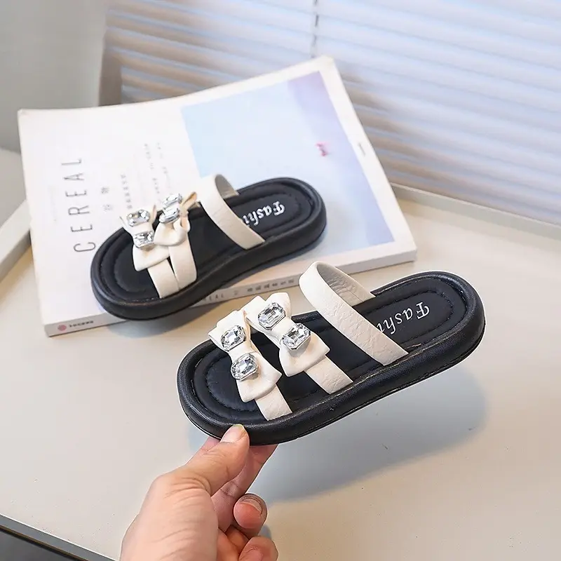 Summer Children's Outdoor Slippers New Sweet Bowknot Girls Fashion Causal Slippers Non-slip Kids Princess Beach Flat Slippers