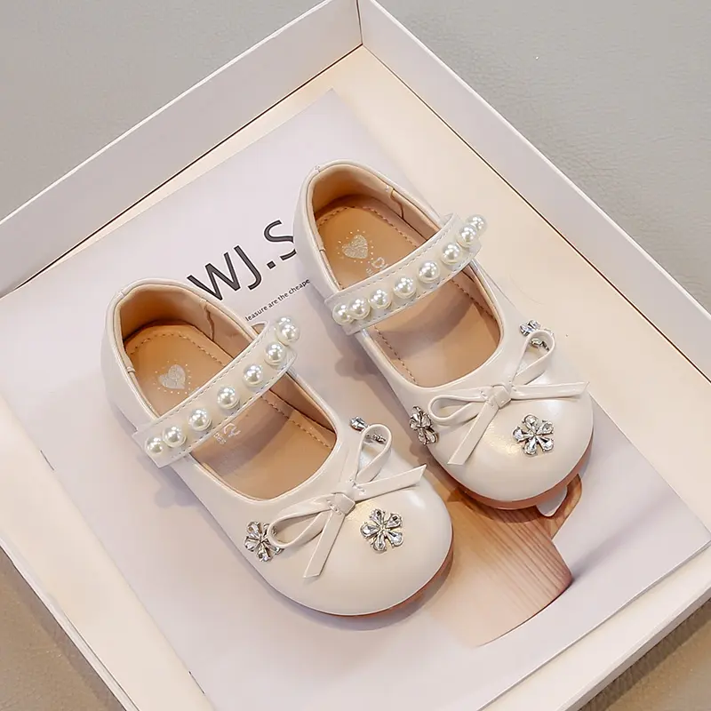 Girls Flats Princess Style Simple Bows Kids Leather Shoes Round Toes Sweet Flowers 2025 Autumn New Children Casual Dance Shoes