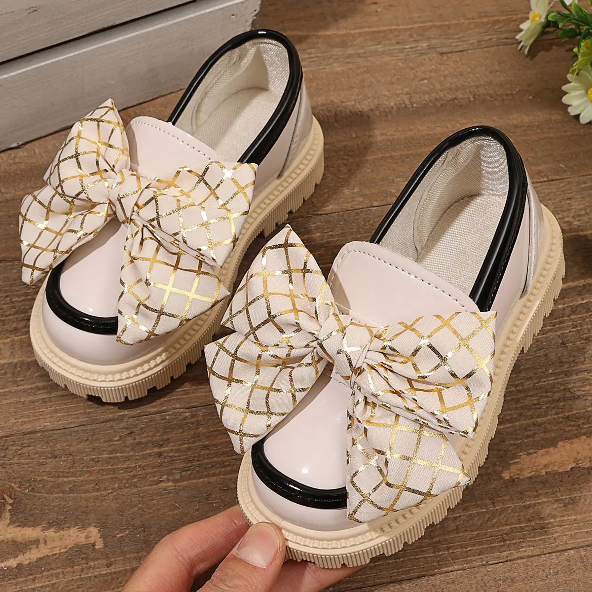 Girls Leather Shoes with Big Bows Children Leather Shoes Slip-on Soft Bottom 2025 Autumn New Kids Casual Shoes Fashion Elegant