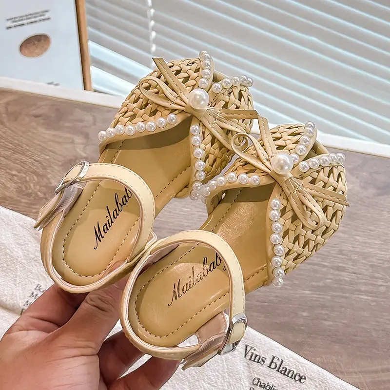 Summer Kids School Flat Sandals Elegant Girls Pearl Princess Sandals Sweet Woven Hollow-out Children Fashion Beach Causal Shoes
