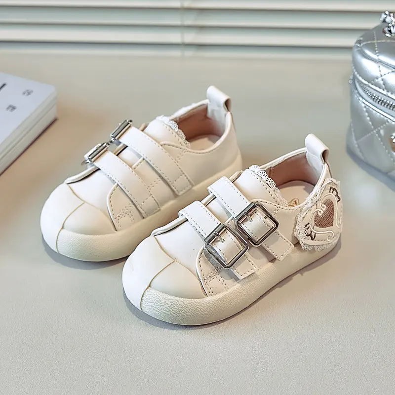 Spring Autumn Girls Sneakers Sweet Heart Children Tennis Shoes Soft Bottom Versatile Kids Causal School Shoes Patchwork Non-slip