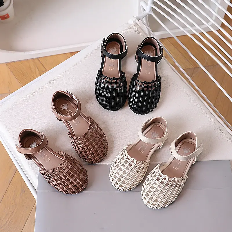 2025 Children Sandals for Girls Summer New Fashion Korean Style Soft Bottom Anti-slippery Versatile Woven Cut-outs Beach Shoes