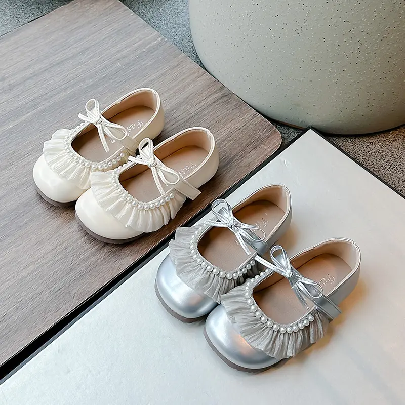 Kids MaryJanes Dance Shoes with Pleated Lace Girls Princess Shoes with Simple Bow 2025 New Children Flat Shoes Beading Soft Sole