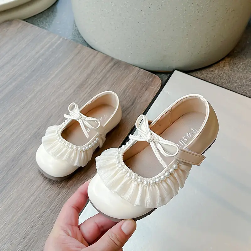 Kids MaryJanes Dance Shoes with Pleated Lace Girls Princess Shoes with Simple Bow 2025 New Children Flat Shoes Beading Soft Sole