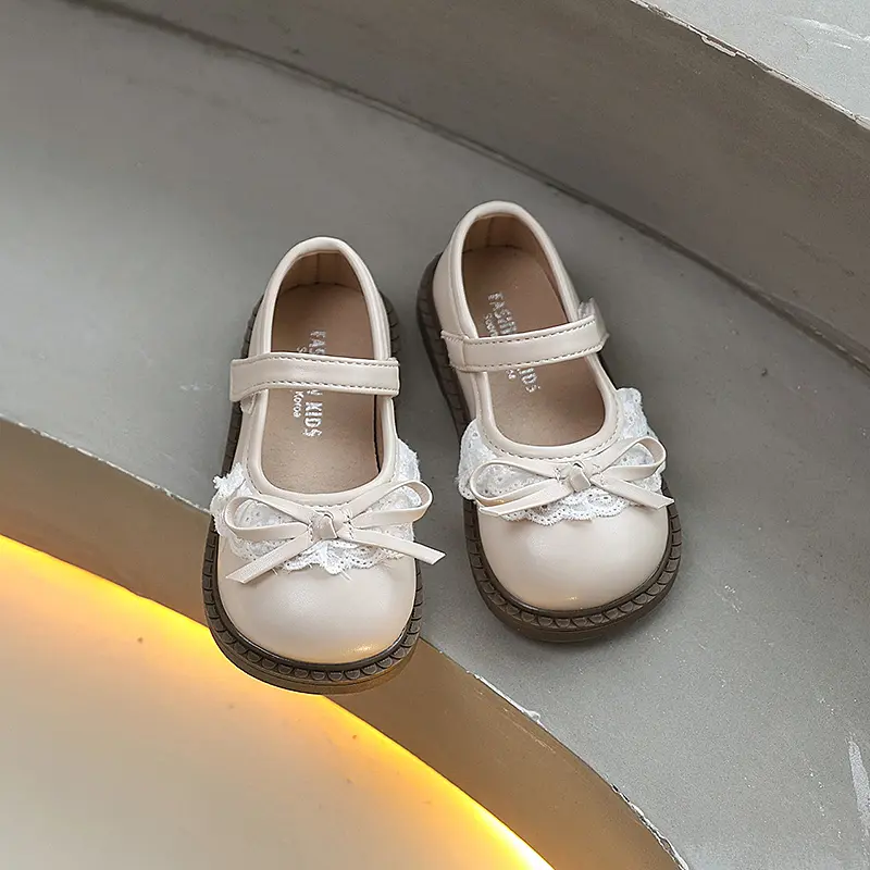 Chic Children Causal Shoes for Girls Spring Autumn Lace Ruffled Edge Kids Leather Shoes Sweet Princess Wedding Party Flat Shoes
