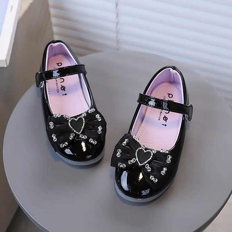 Girls Princess Dance Shoes Round Toes Soft Sole Kids Leather Shoes Korean Style 2025 Autumn New Children Flat Shoes Non-slip