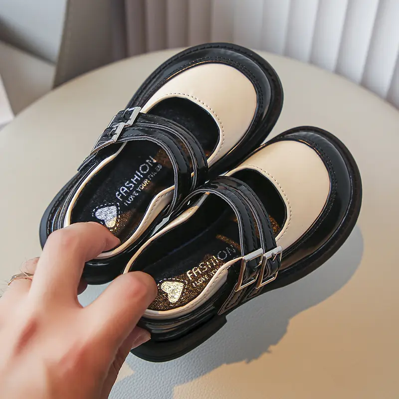 Girls Performance Dance Shoes with Metal Buckle Children Leather Princess Shoes British Style Kids Mary Janes Shoes Round Toe