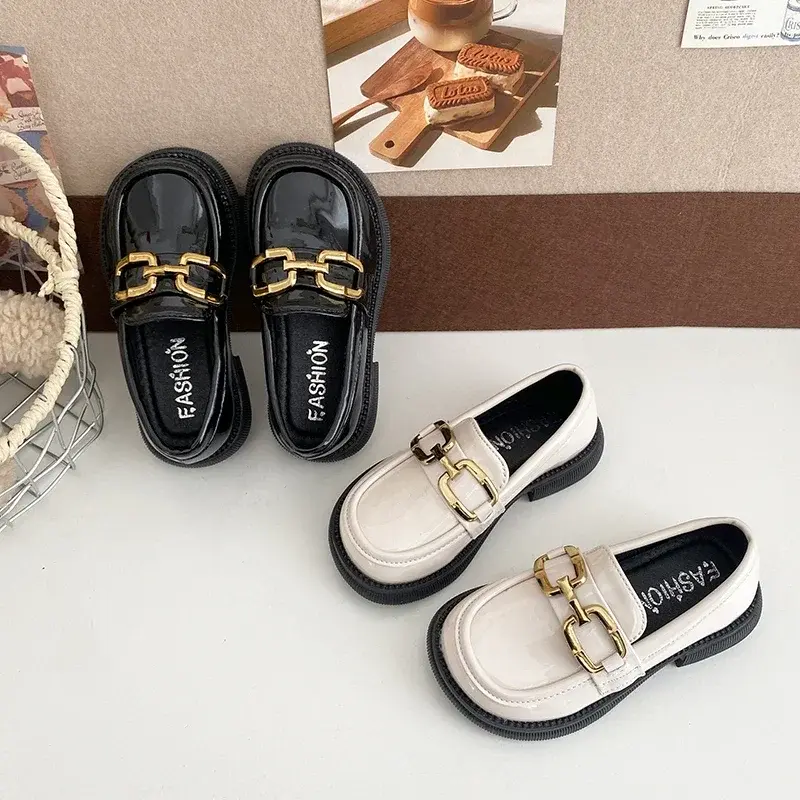 Kids Uniform Shoes Black Glossy 2025 Spring Autumn Girls Leather Shoes School Students Kids Flats Buckle Decoration Ins Trendy