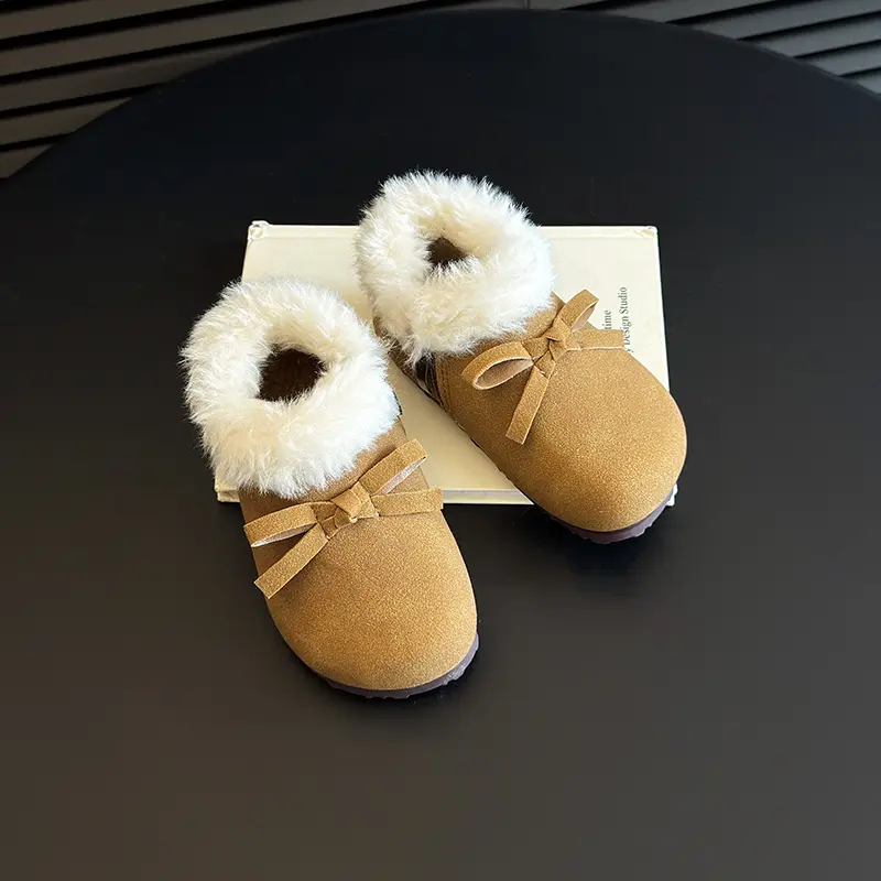 2024 New Children's Plush Shoes Sweet Bowknot Girls Winter Cotton Shoes Flat Versatile Outdoor Kids Causal Shoes Warm Fluffy Fur
