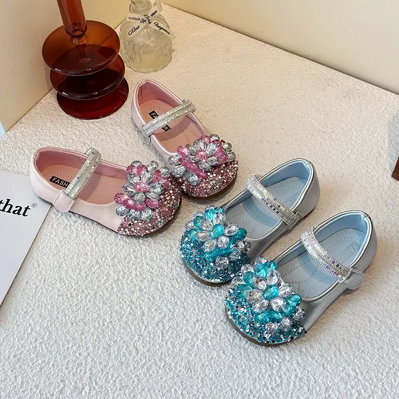 Kids Princess Shoes Shiny Crystal Girls Leather Shoes Round Toes Sequins 2025 New Children Flat Shoes Soft Sole Non-slip Ins