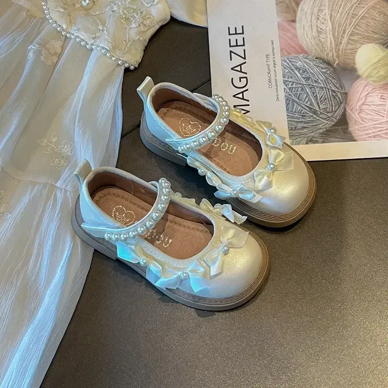 Girls Performance Dance Sweet Bows Ins Trendy 2025 New Kids Princess Shoes Non-slip Soft Sole Children Flats Leather Shoes Cute