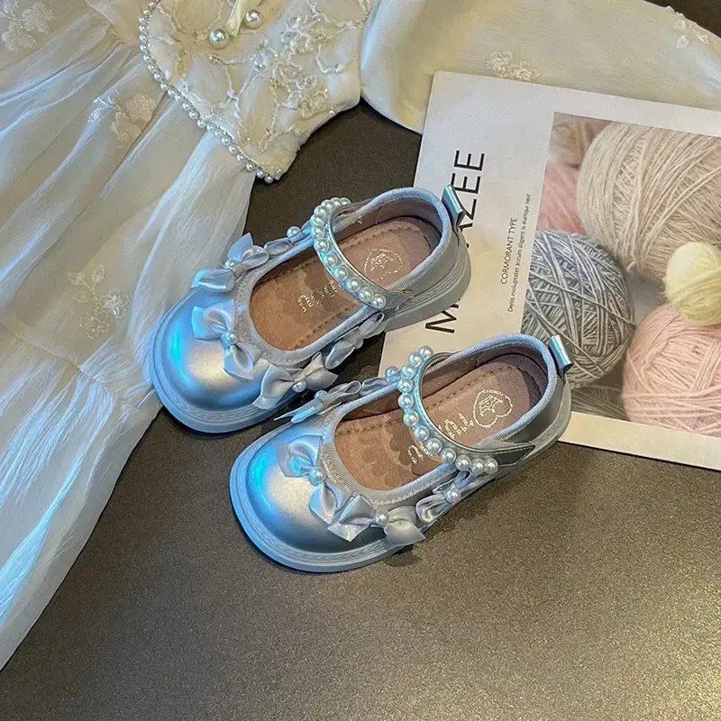 Girls Performance Dance Sweet Bows Ins Trendy 2025 New Kids Princess Shoes Non-slip Soft Sole Children Flats Leather Shoes Cute