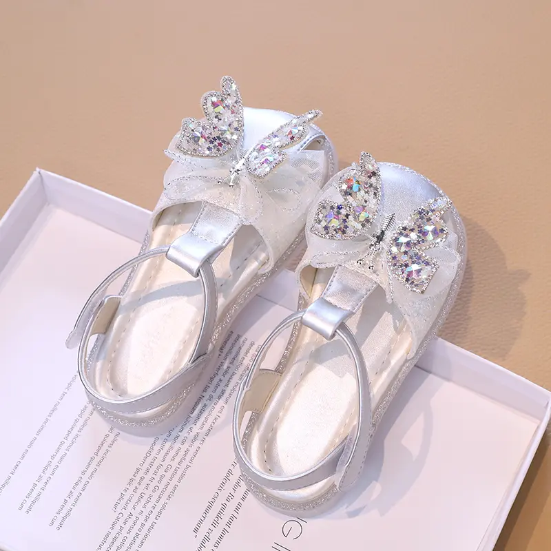 Kids Sandals for Girls 2024 Summer Princess Sequins Butterfly Flat Sandals Fashion Causal Cut-outs Children Wedding Dress Sandal