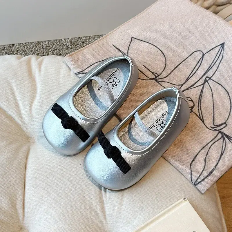 Girls Dance Shoes with Simple Bow Round Toes Sweet 2025 New Fashion Toddler Kids Moccasins Slip-on Soft Girls Flats Princess
