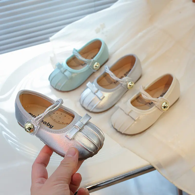 2025 New Children's Leather Shoes Simple Pleated Girls Fashion Leather Shoes Causal Bowknot Versatile Kids Princess Flat Shoes