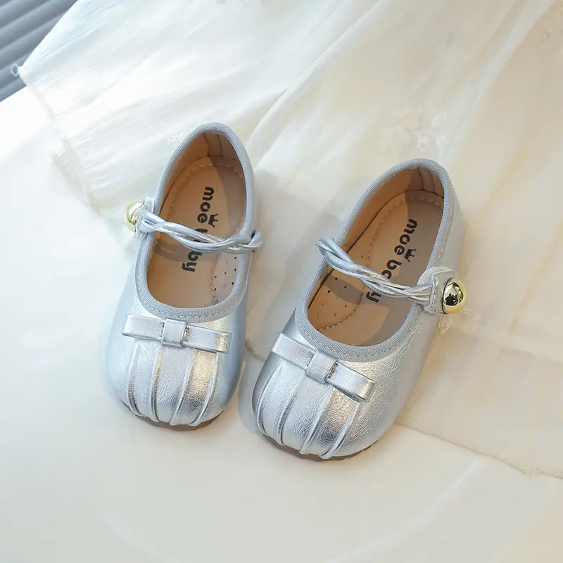 2025 New Children's Leather Shoes Simple Pleated Girls Fashion Leather Shoes Causal Bowknot Versatile Kids Princess Flat Shoes