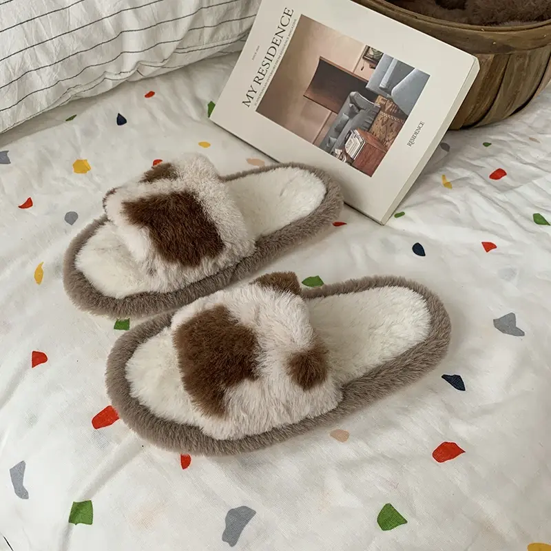 2025 Children Warm Plush Slippers for Girls Winter New Fashion Korean Style Soft Bottom Anti-slippery Versatile Open-toe Shoes