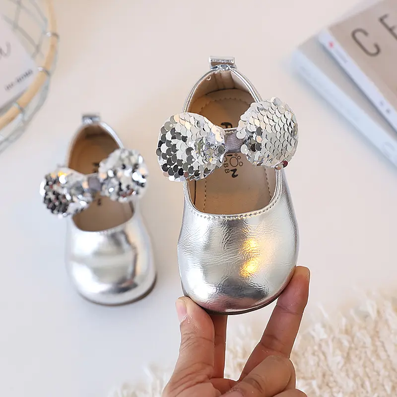 Baby Girls Walking Shoes Shiny Sequin Kids Flat Shoes Round Toes Sweet 2025 Autumn New Toddler MaryJanes Soft Bottom Comfortable