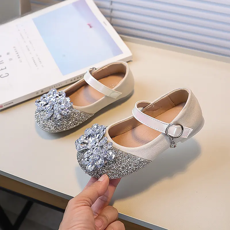 Luxury Girl Shoes Spring Autumn New Children Leather Shoes Wedding Party Rhinestone Sequins Kids Princess Ballet Shoes Fashion