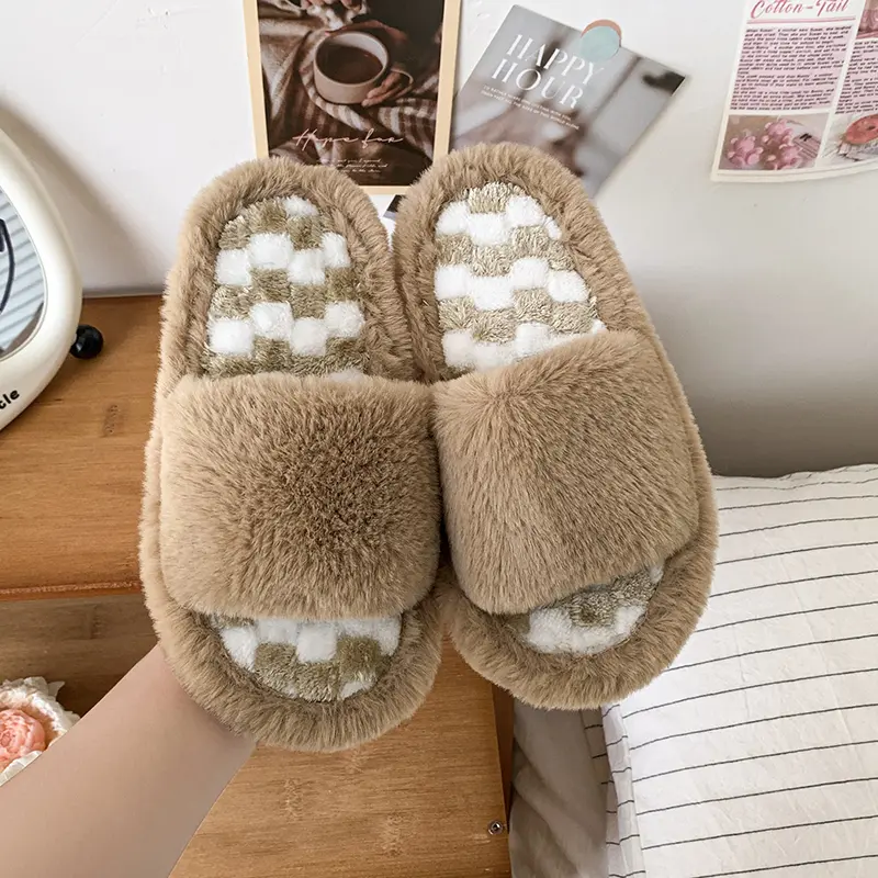 2025 Children Plush Slipeprs for Girls Winter New Fashion Korean Style Soft Bottom Anti-slippery Versatile Chic Open-toe Shoes