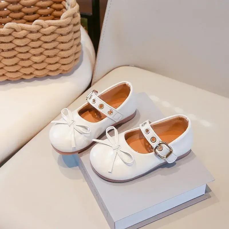 Kids Flat Shoes Black Soild Color 2025 New Girls Dance Performance Shoes Non-slip Soft Sole Children Leather Shoes Sweet Retro