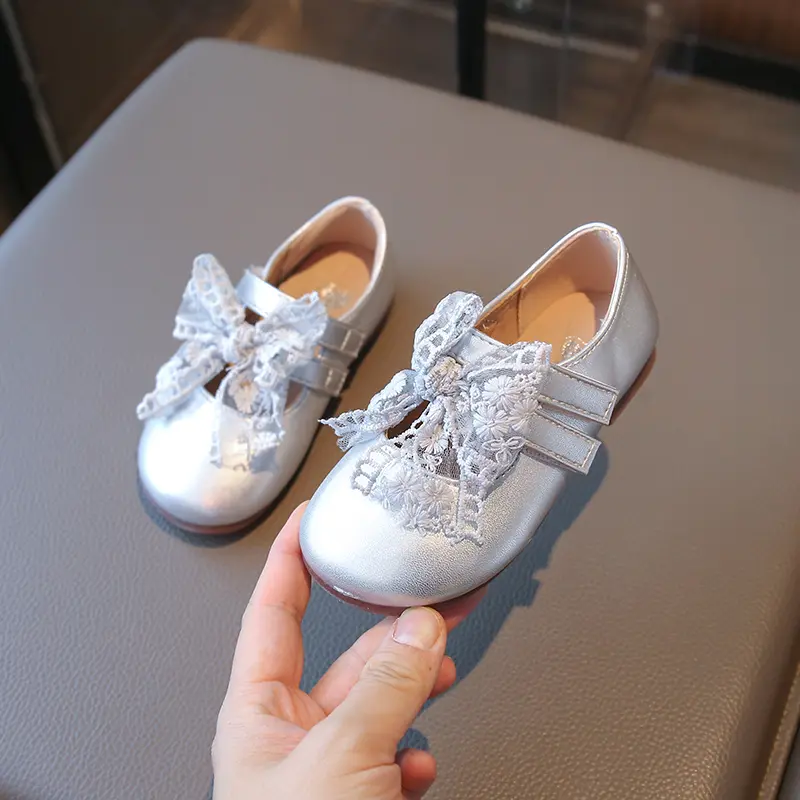 Sweet New Girls Princess Leather Shoes Elegant Lace Bowknot Kids Dresses Casual Shoes for Wedding Party Children's Flats Fashion