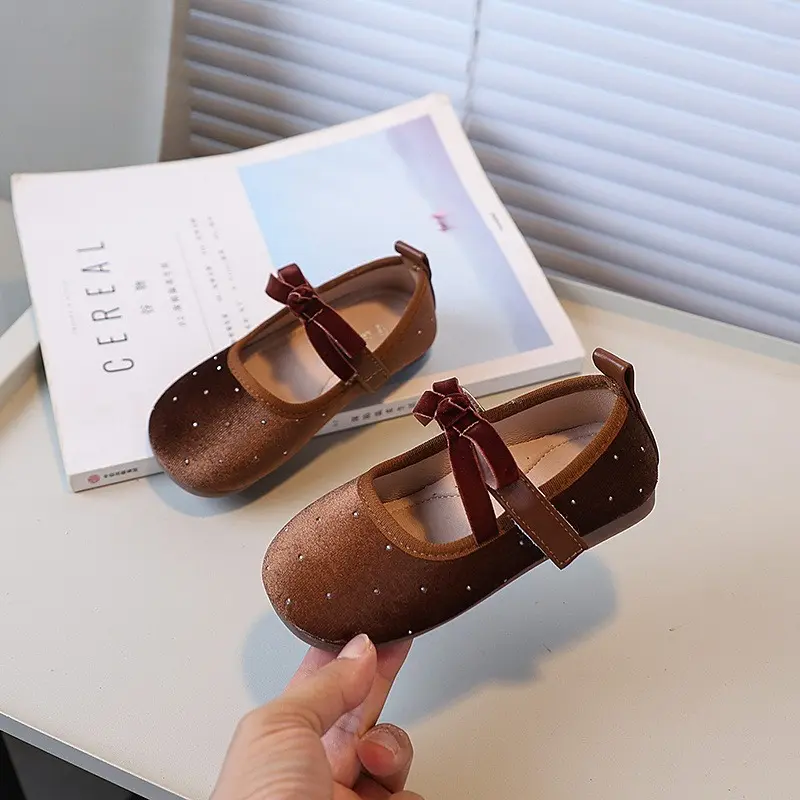 Retro Little Girls Flat Shoes Solid Color Bowknot Children Causal Leather Shoes Soft Bottom Wedding Party Kids Princess Shoes