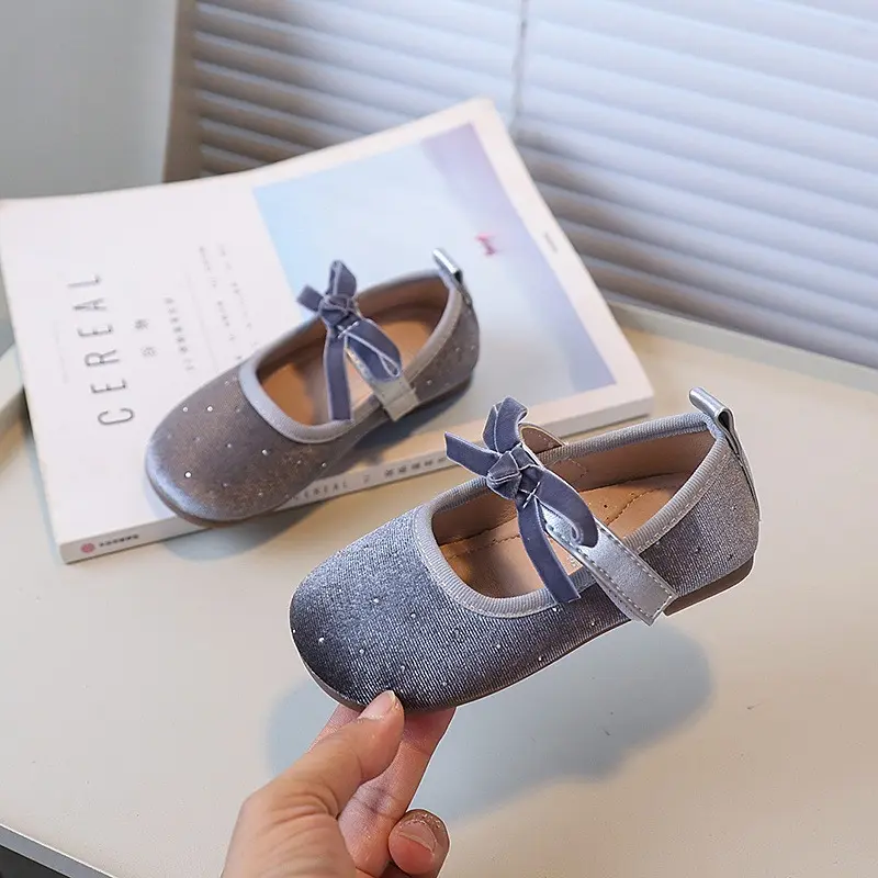 Retro Little Girls Flat Shoes Solid Color Bowknot Children Causal Leather Shoes Soft Bottom Wedding Party Kids Princess Shoes
