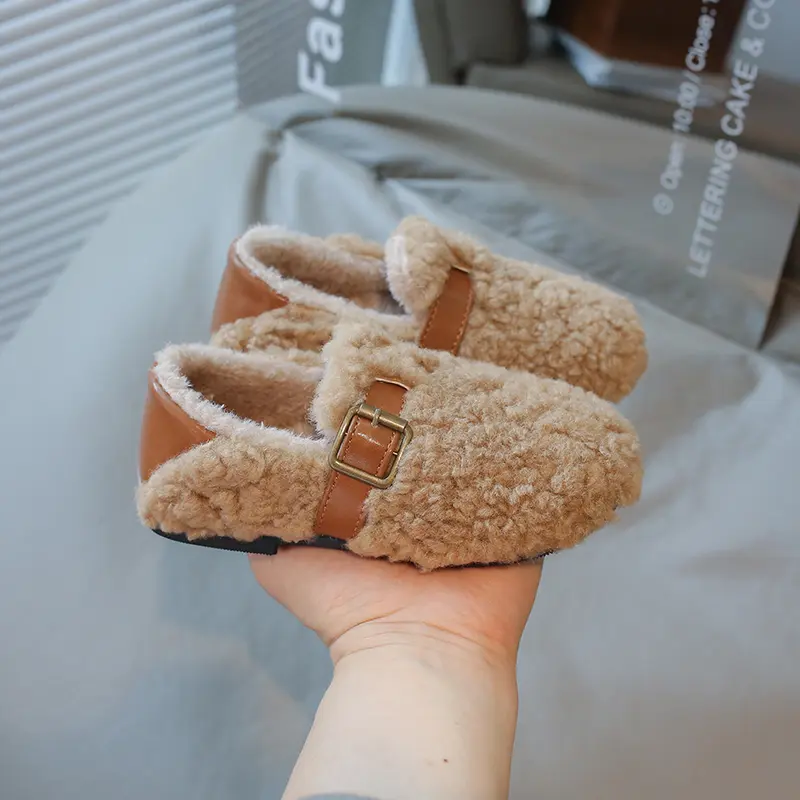 Winter Children's Shoes 2024 New Girls Fluffy Cotton Shoes Soft Bottom Non-slip Kids Fashion Simple Plush Shoes Trend Versatile