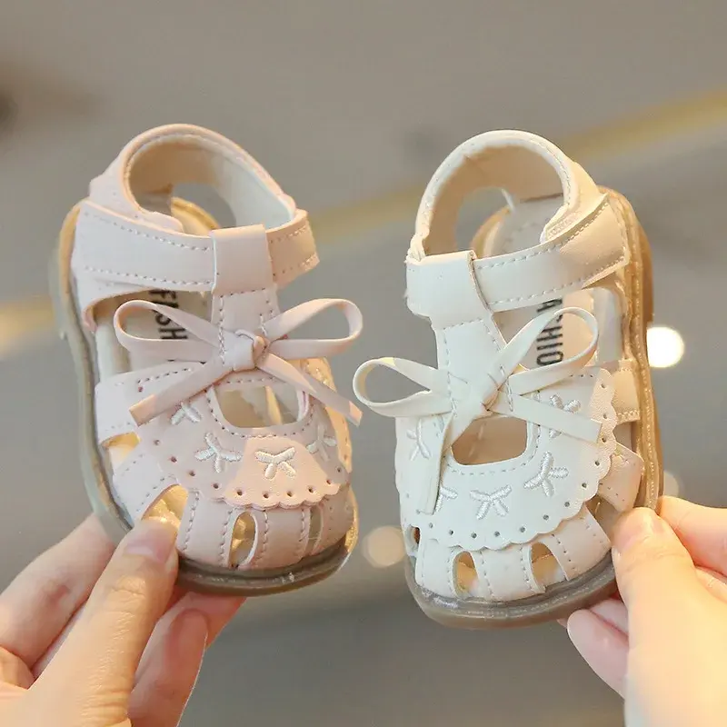 Girls Sandals Simple Bows T-strap Baby Walking Shoes Soft Sole Non-slip 2025 Summer New Toddler Beach Shoes Hollowed-out Trendy