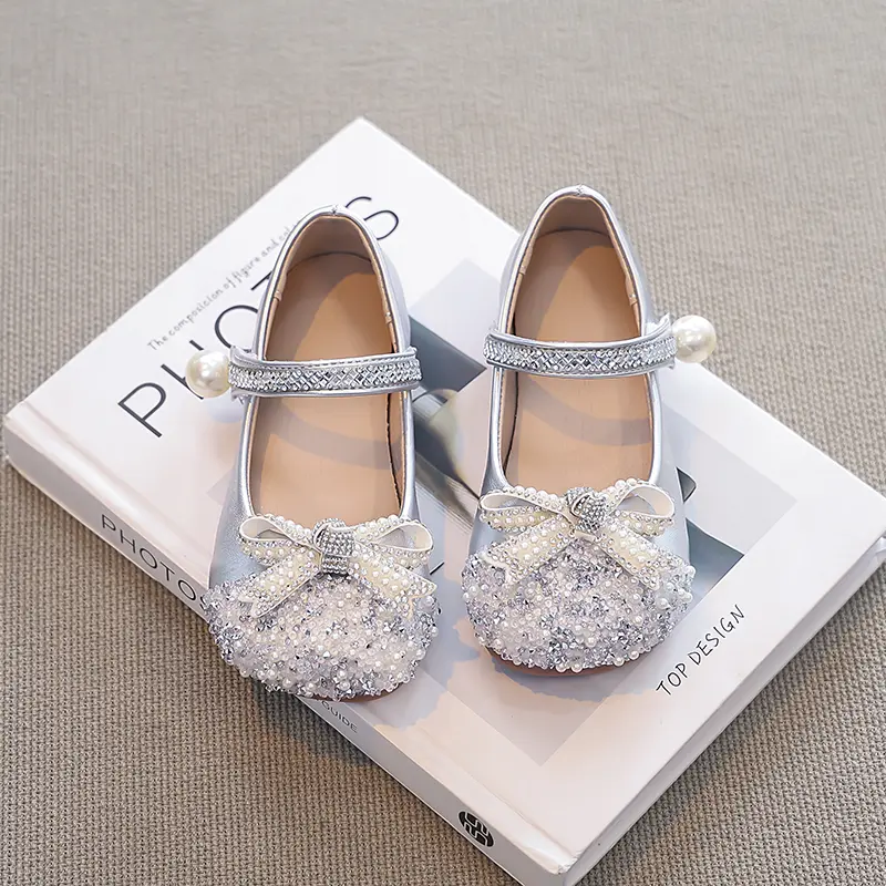 Sweet Children Fashion Girls Leather Shoes New Spring Autumn Kids Party Shoes Fashion Sequins Princess Causal Dress Flat Shoes