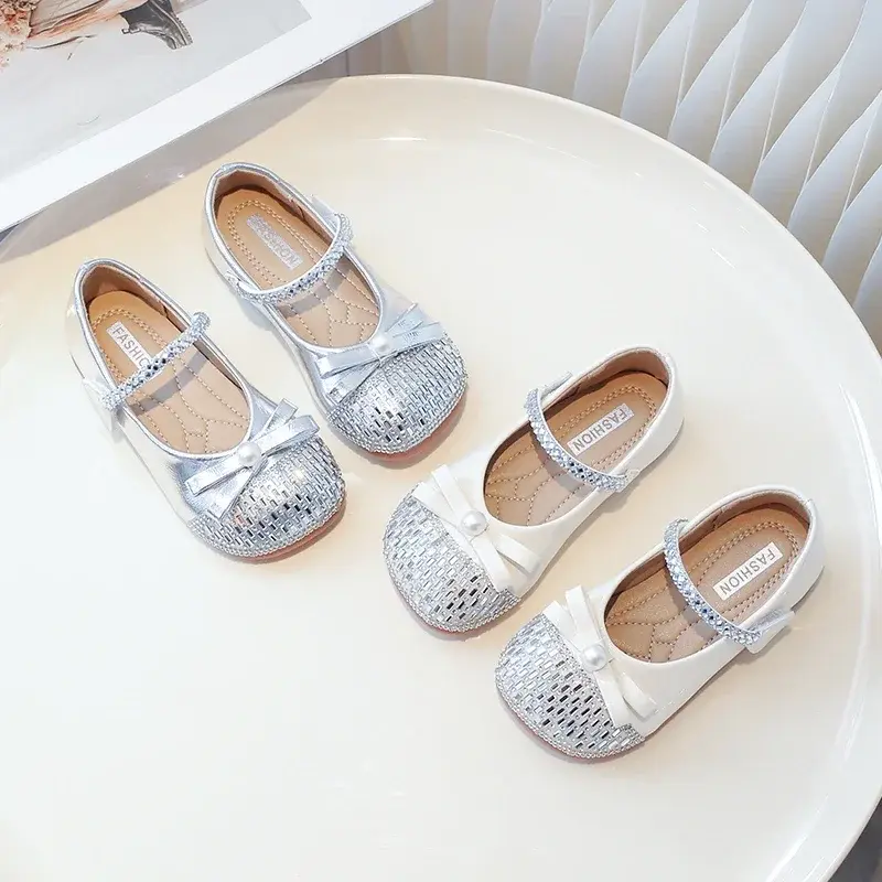 Girls Flat Shoes Round Toes Sweet Bows 2025 New Fashion Kids Princess Shoes Pu Leather Children Dance Shoes Wedding Ins Trendy