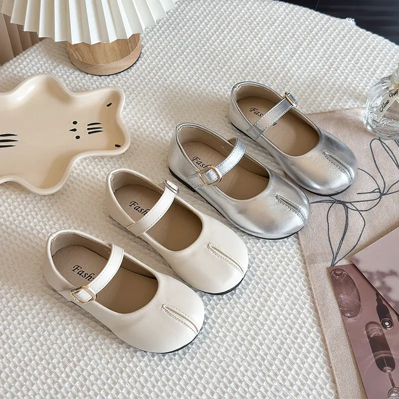 Girls Casual Shoes for Medium Big Kids Fashion Princess Soft Chic Party Wedding Flats 2025 Spring Autumn Brand New Beige Silver
