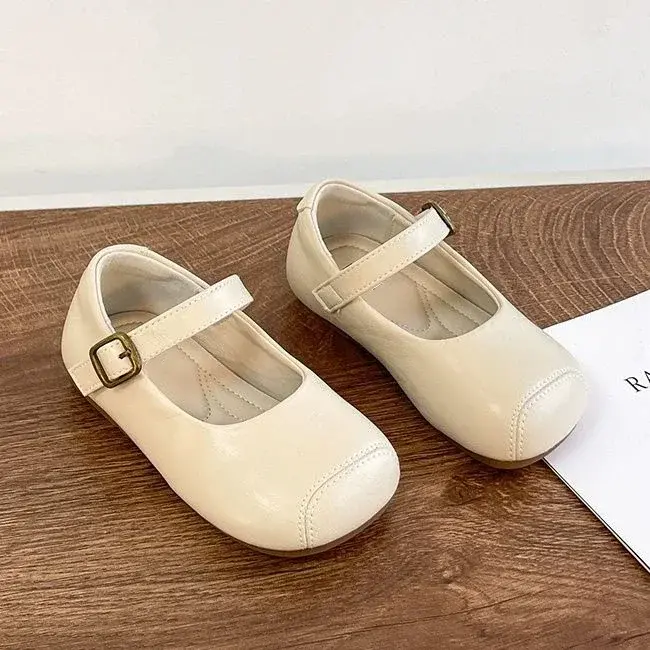 Girls Dance Shoes Solid Color Versatile Kids Flat Shoes Non-slip Soft Sole 2025 New Children Leather Shoes Princess Ins Trendy