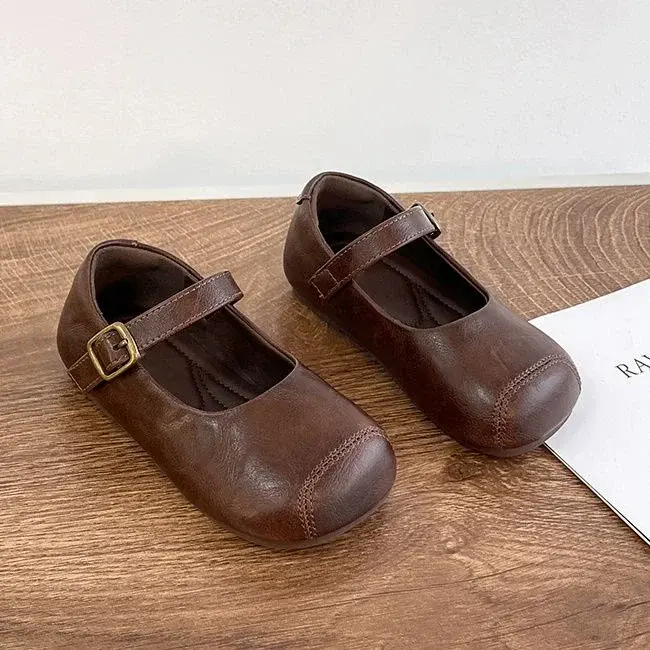 Girls Dance Shoes Solid Color Versatile Kids Flat Shoes Non-slip Soft Sole 2025 New Children Leather Shoes Princess Ins Trendy