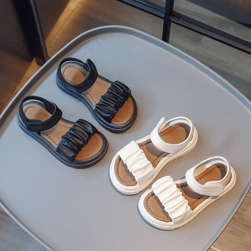Girls Pleated Sandals Kids Summer Beach Shoes Solid Color Soft Open-toe Britain Style Children Casual Leather Sandals 2024 New