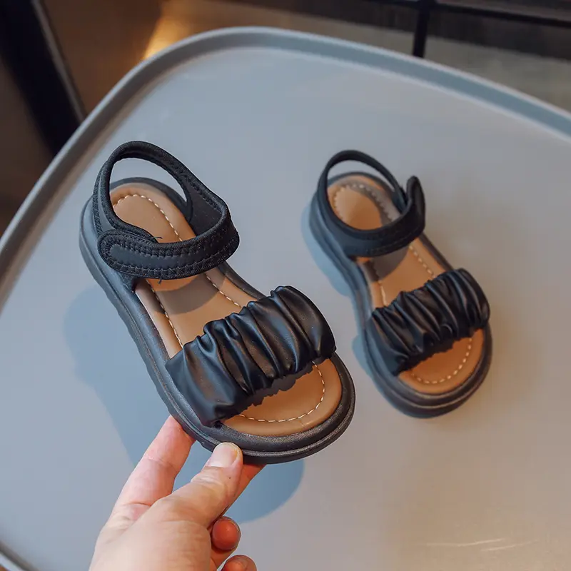 Girls Pleated Sandals Kids Summer Beach Shoes Solid Color Soft Open-toe Britain Style Children Casual Leather Sandals 2024 New