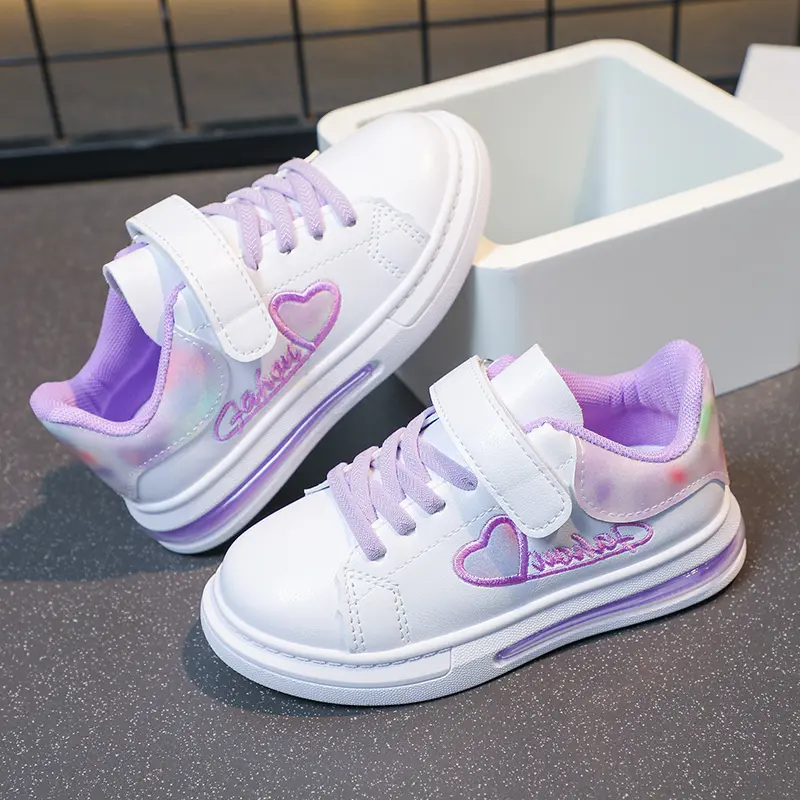 Kids Fashion Girls Casual Sport Shoes Simple Non-slip Love Embroidery Hook & Loop Versatile Soft Breatheable Children Sneakers