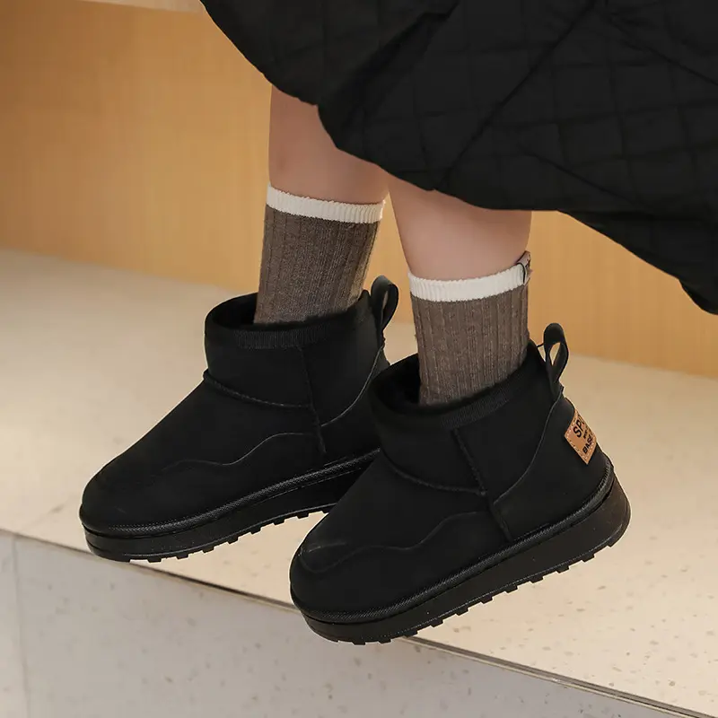Children Snow Boots with Warm Plush Kids Short Boots Fashion Soild Color 2025 Winter Boys Girls Casual Boots Non-slip Soft Sole