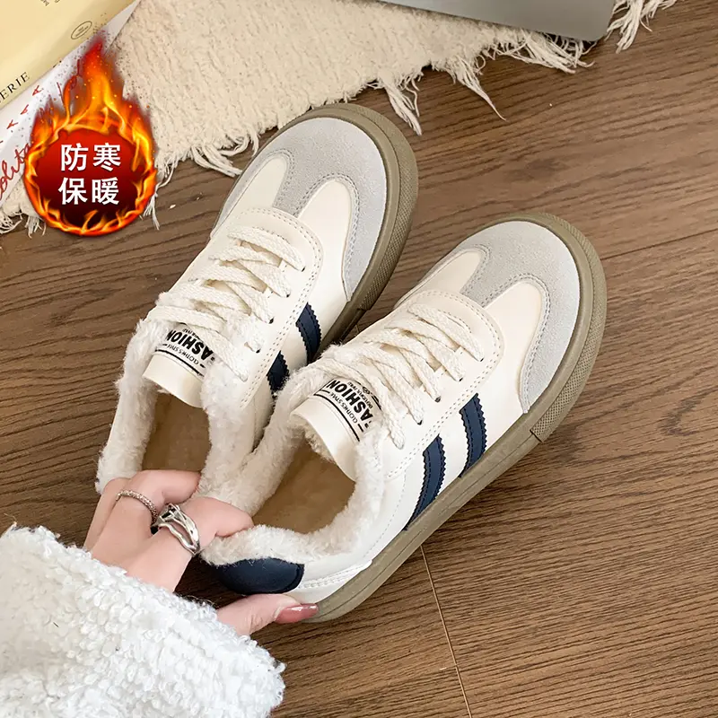 2024 Winter New Lady Fashionable Casual Shoes Korean Style Soft Sole Thermal Non-slip Versatile Women Retro Running Gump Shoes