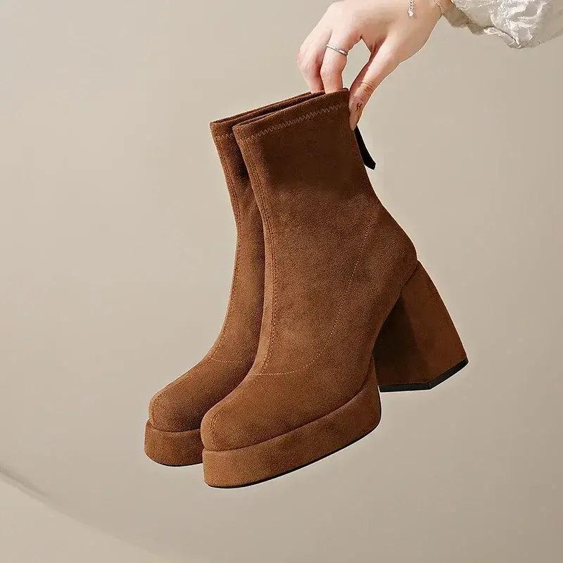 2024 Women's Fashion High-heeled Boots Winter New British Style Soft Sole Anti-slippery Catwalk Versatile Keep Warm Leather Shoe