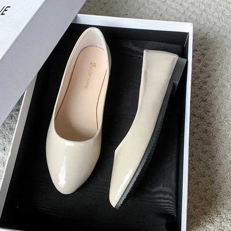 Women's Uniform Leather Shoes Spring Autumn Women Causal Flat Shoes Formal Versatile Black Ladies Ballet Shoes Non-slip Loafers