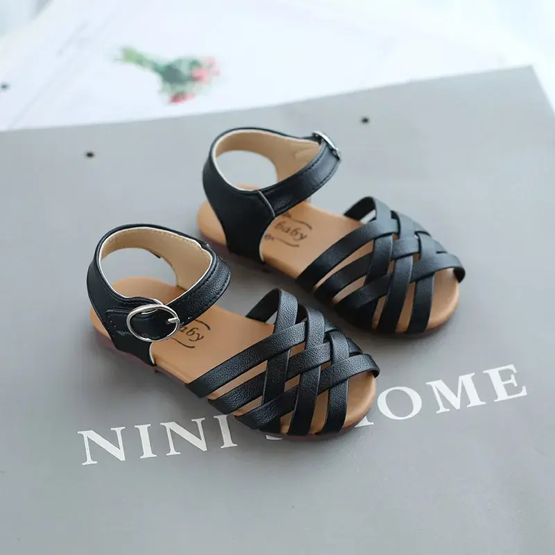 2024 Cross-tied Summer Girls Beach Shoes Classic Black White Pink Roman Sandals Cut-outs Kids Girl Sandals for Children H05144