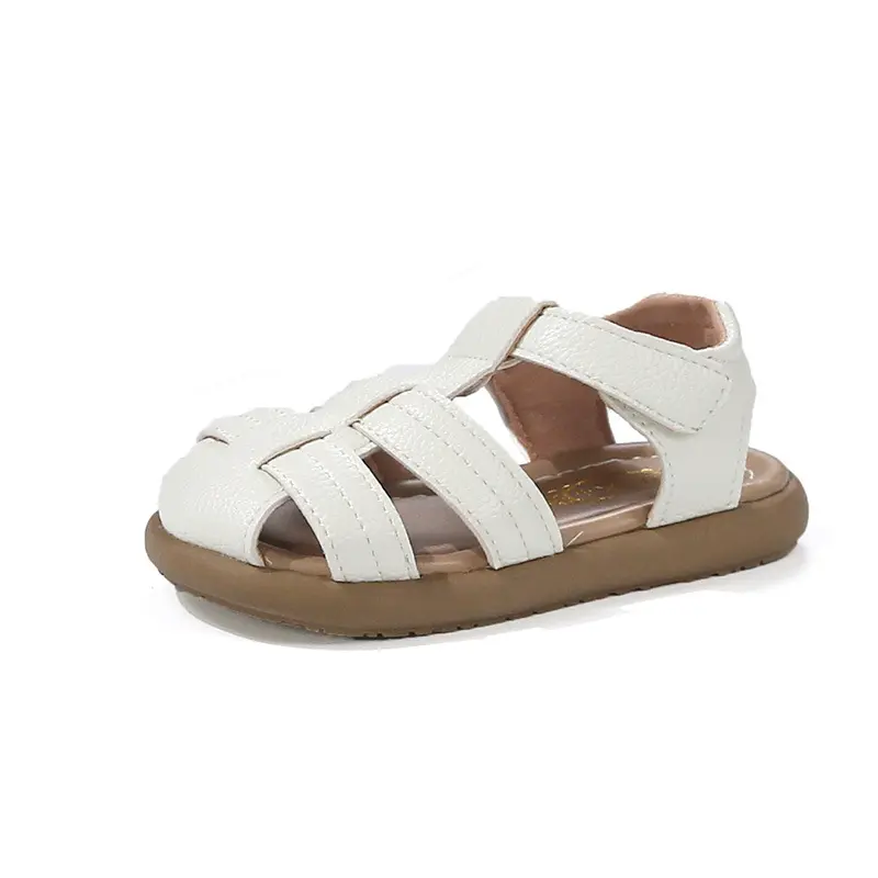 2025 Baby Boys Girls Patent Leather Sandals Summer Children Shoes Soft Sole Non-slip Cut-outs Beach Shoes andals for Kids I05217